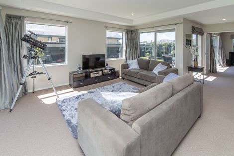 Photo of property in 76 Stanford Way, Rolleston, 7615