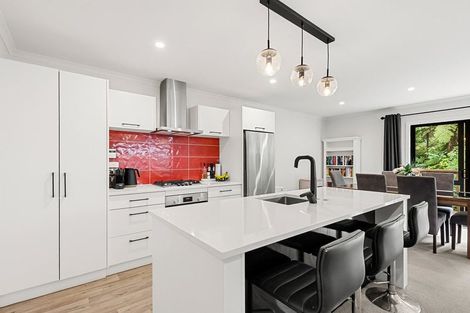 Photo of property in 125 Manuka Street, Stokes Valley, Lower Hutt, 5019