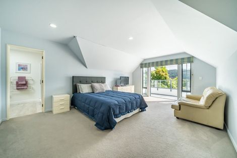 Photo of property in 30 Emerald Hill Drive, Birchville, Upper Hutt, 5018