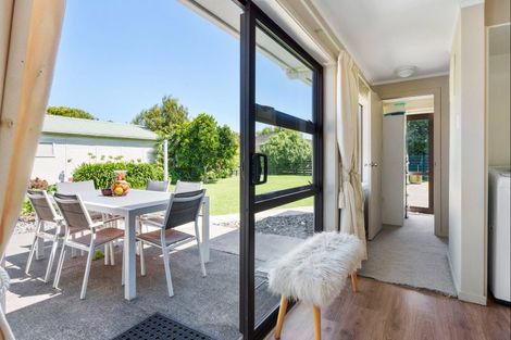 Photo of property in 6 Charles Street, Riverdale, Gisborne, 4010