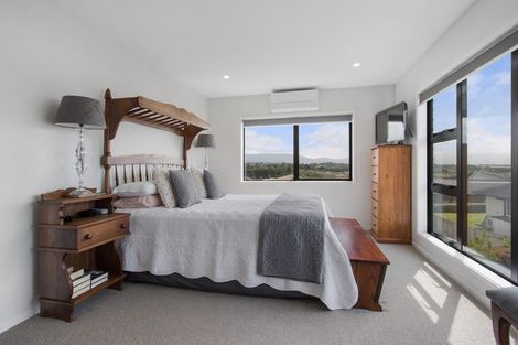 Photo of property in 13 Stingray Drive, Omokoroa, 3114