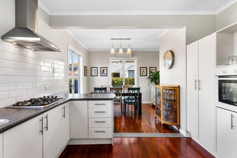 Photo of property in 6 Dolbel Street, Taradale, Napier, 4112