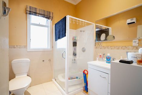 Photo of property in 74 Forbury Road, Saint Clair, Dunedin, 9012