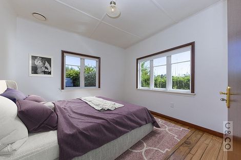 Photo of property in 231 Waitakere Road, Taupaki, Henderson, 0782
