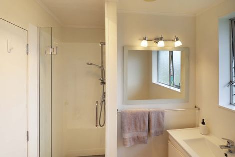 Photo of property in 35a Roband Crescent, Brown Owl, Upper Hutt, 5018