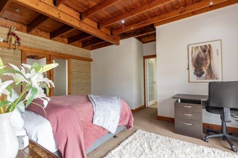 Photo of property in 308 Henderson Valley Road, Henderson Valley, Auckland, 0612