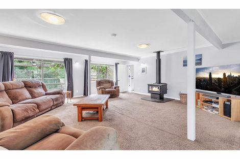 Photo of property in 12 Gibbs Drive, Woodend, 7610