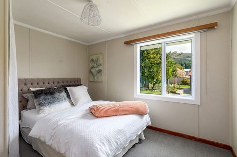 Photo of property in 41 Cheviot Street, Roxburgh, 9500