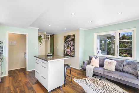 Photo of property in 42 Poplar Avenue, Raumati South, Paraparaumu, 5032