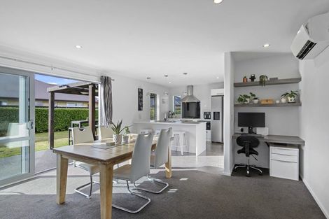 Photo of property in 71 Stonebrook Drive, Rolleston, 7614