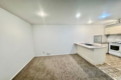 Photo of property in 25 Montilla Place, Manurewa, Auckland, 2102