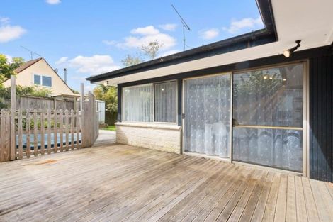 Photo of property in 10 Regia Close, Half Moon Bay, Auckland, 2012