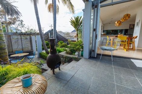 Photo of property in 26 Church Street, Devonport, Auckland, 0624