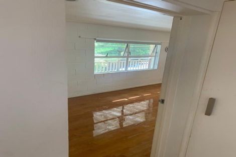 Photo of property in 190 Manuka Road, Bayview, Auckland, 0629