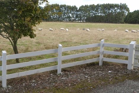 Photo of property in 339 Oteramika Road, Seaward Bush, Invercargill, 9871