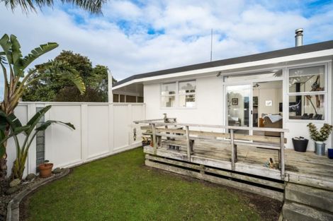Photo of property in 4 Tahara Crescent, Mount Maunganui, 3116
