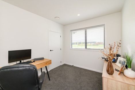 Photo of property in 65 Hartwell Drive, Kelvin Grove, Palmerston North, 4470