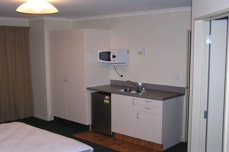 Photo of property in 33 Queen Street, Brighton, Dunedin, 9035