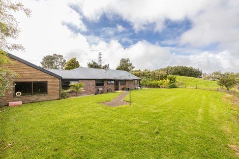 Photo of property in 42 Ridgewood Drive, Ridgewood, New Plymouth, 4371