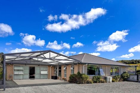 Photo of property in 306a Inland Road, Helensville, 0875