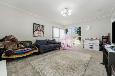 Photo of property in 27 Park Estate Road, Rosehill, Papakura, 2113