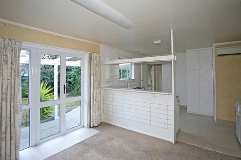 Photo of property in 30 Pinehurst Crescent, Russley, Christchurch, 8042