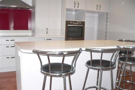 Photo of property in 10 Tui Terrace, Tawa, Wellington, 5028