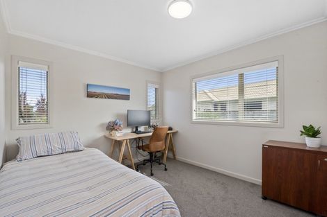Photo of property in 20 Montgomery Crescent, Kinloch, Taupo, 3377