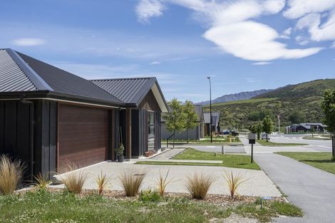 Photo of property in 77 Jack Hanley Drive, Jacks Point, Queenstown, 9371