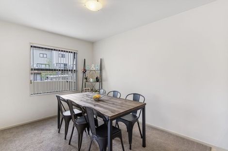 Photo of property in 3/124 Stancombe Road, Flat Bush, Auckland, 2016