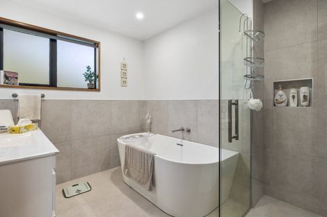 Photo of property in 114 Hagart-alexander Drive, Mosgiel, 9024