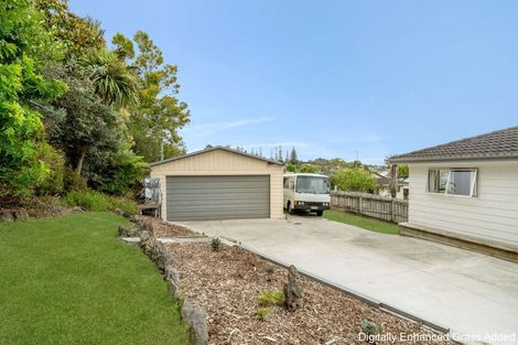 Photo of property in 10 Glucina Place, Glen Eden, Auckland, 0602