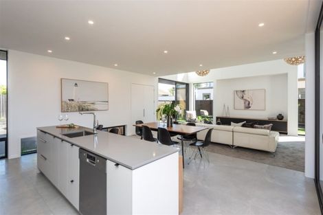 Photo of property in 58 Wai-iti Terrace, Burnside, Christchurch, 8052