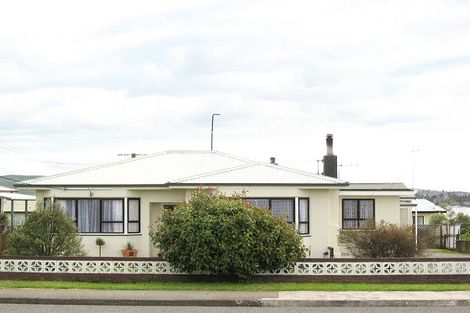 Photo of property in 46 Racecourse Road, Waipukurau, 4200
