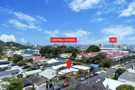 Photo of property in 74 Gover Street, New Plymouth, 4310