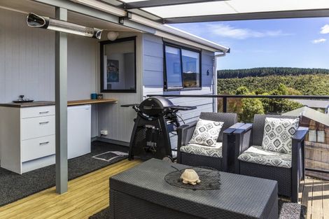 Photo of property in 6 Turangitukua Terrace, Kuratau, Turangi, 3381