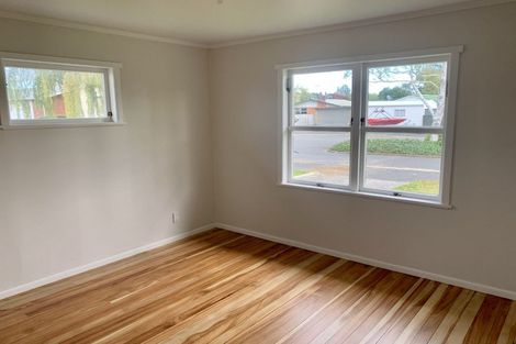 Photo of property in 1 Saint Lukes Place, Bader, Hamilton, 3206