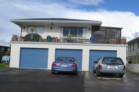 Photo of property in 14 Sanctuary Point, Sunnyhills, Auckland, 2010
