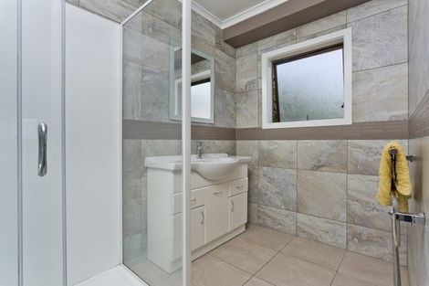 Photo of property in 2/38 Birkdale Road, Birkdale, Auckland, 0626