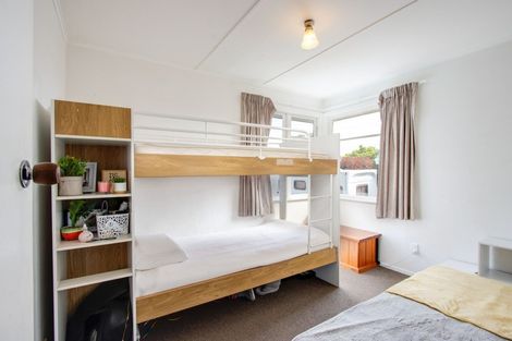 Photo of property in 19 Saint Hill Lane, Havelock North, 4130