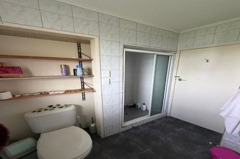 Photo of property in 281 Pakuranga Road, Pakuranga Heights, Auckland, 2010