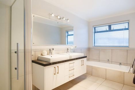 Photo of property in 22 Oak Crescent, Ashhurst, 4810