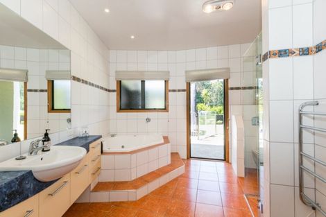 Photo of property in 54 Hikanui Drive, Havelock North, 4130