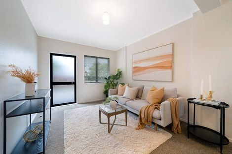 Photo of property in 2/12 Grimshaw Place, Henderson, Auckland, 0612