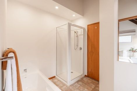 Photo of property in 204 Cambridge Road, Bethlehem, Tauranga, 3110