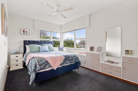 Photo of property in 5 Adams Place, Te Kamo, Whangarei, 0112