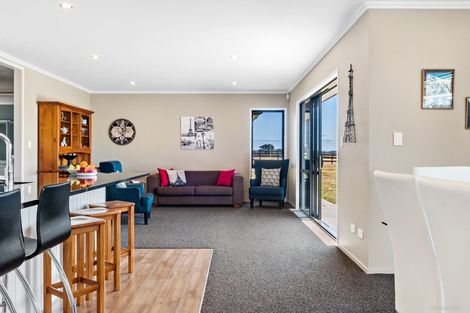 Photo of property in 84 Sanctuary Drive, Glenbrook, Waiuku, 2681