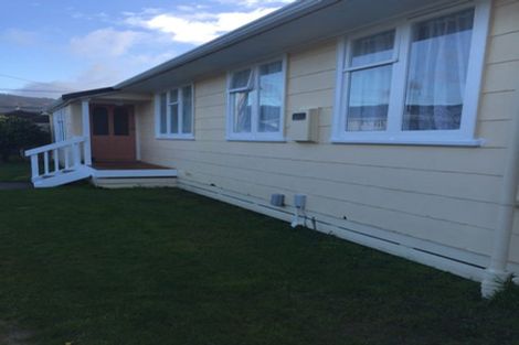 Photo of property in 30 Palmer Crescent, Silverstream, Upper Hutt, 5019