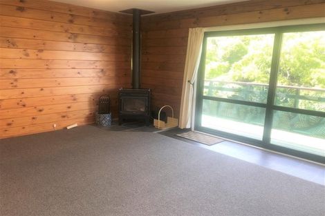 Photo of property in 80 Howard Road, Point Howard, Lower Hutt, 5013