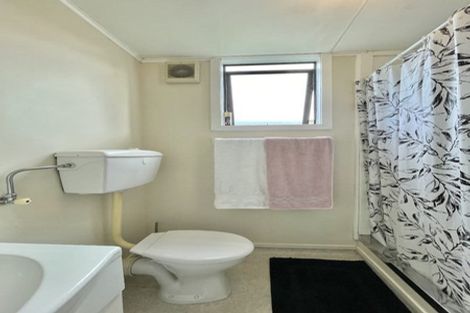 Photo of property in 29 Palmer Crescent, Silverstream, Upper Hutt, 5019